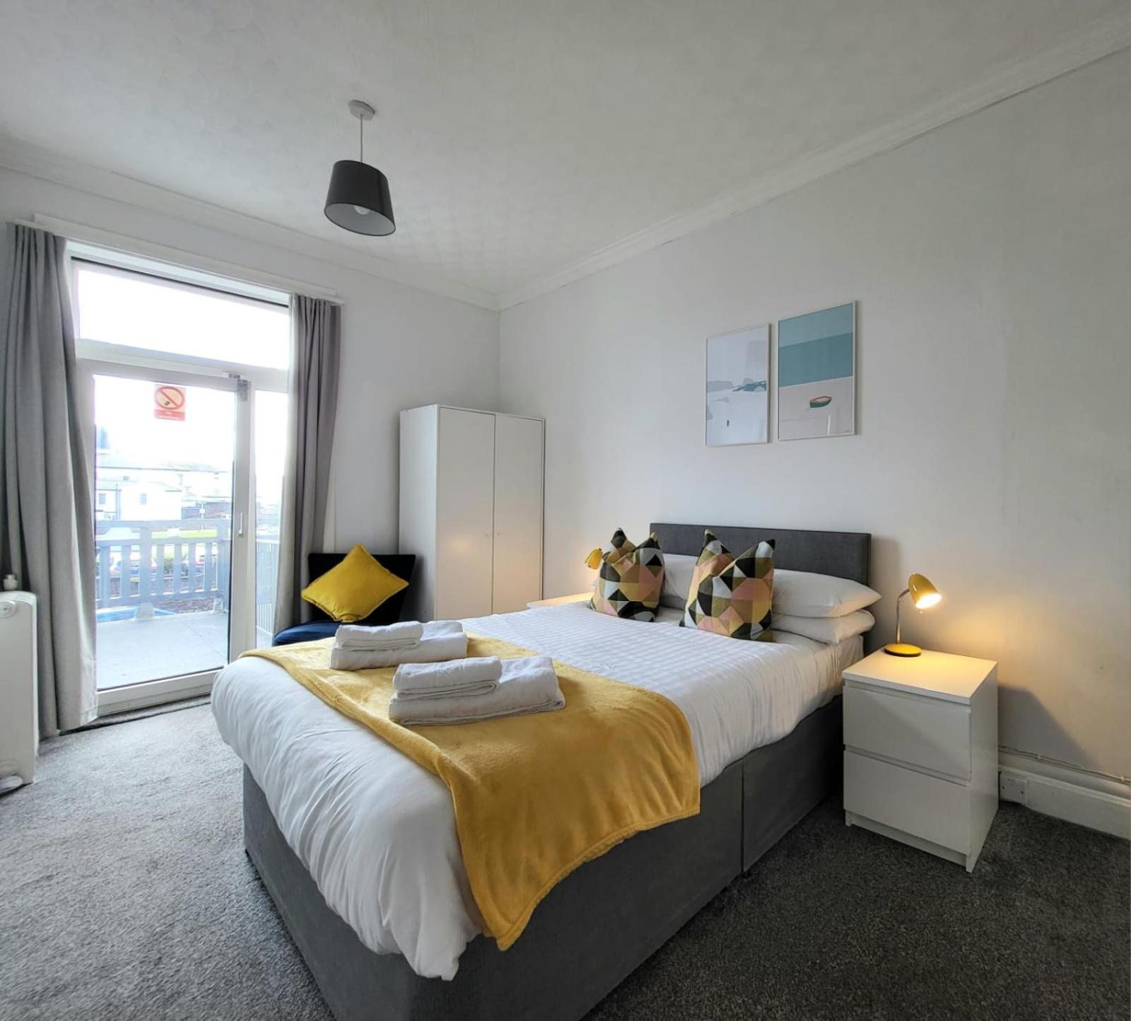 Beach Hotel Torbay B&B 페인턴 외부 사진