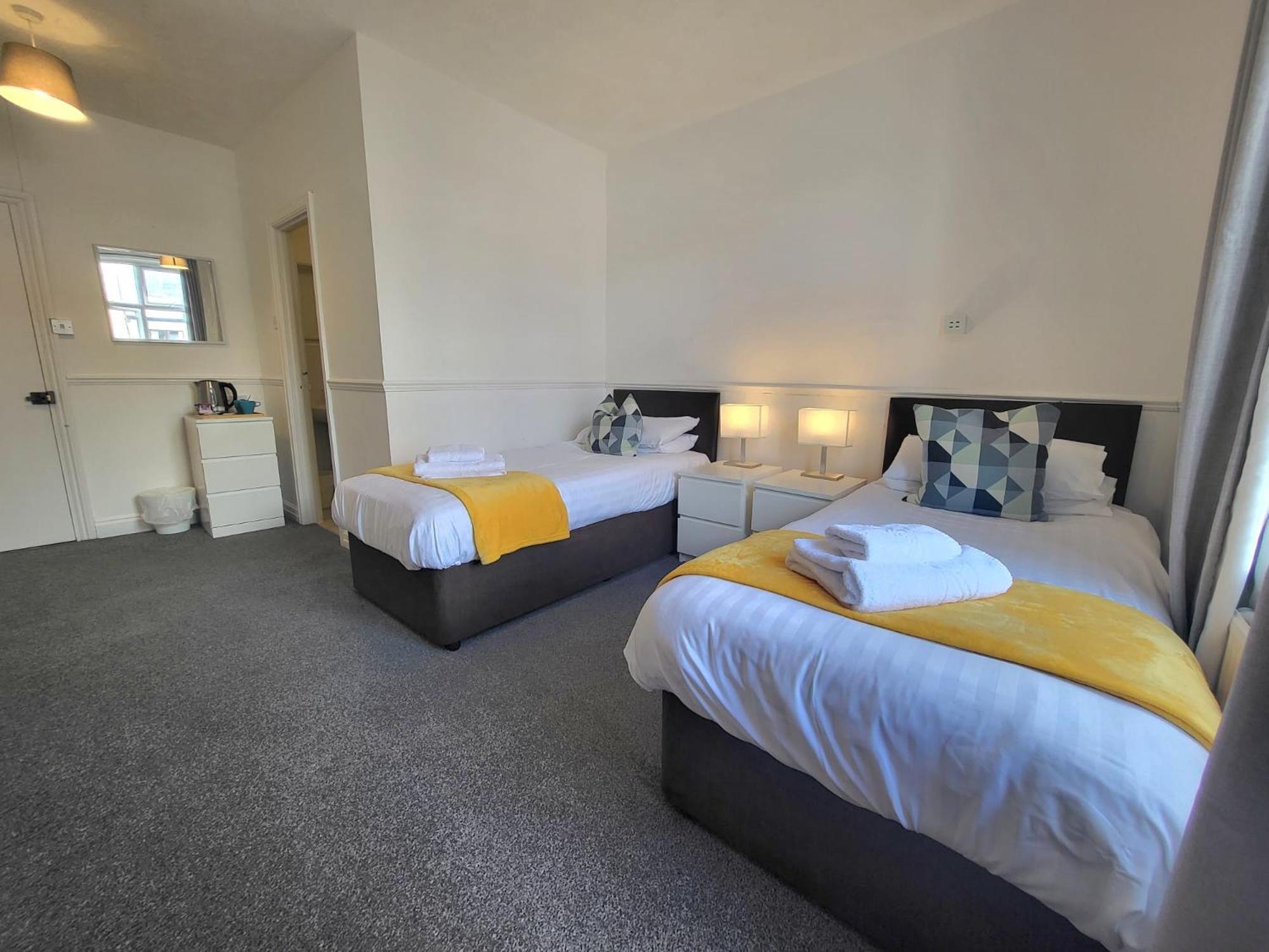 Beach Hotel Torbay B&B 페인턴 외부 사진